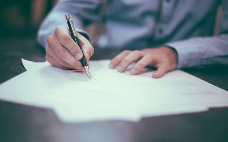 Carmen F. Pitti - Herencias y Paternidad